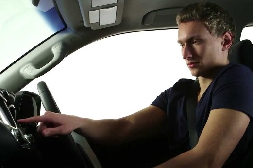 המכונית המקושרת